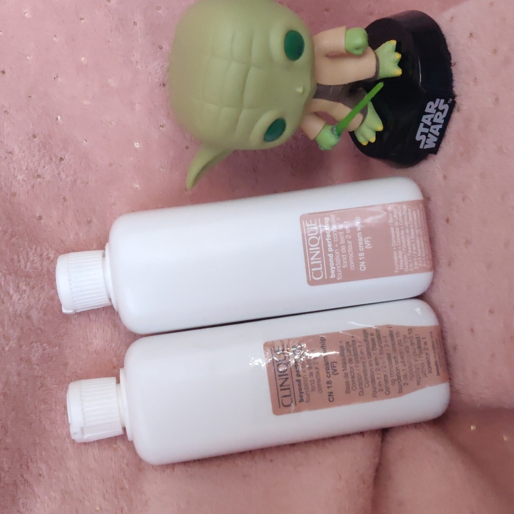 FULL Clinique beyond perfection foundation plus concealer CN 18 cream whip (VF)